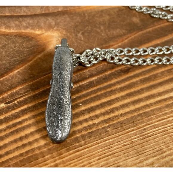 VTG Avon Pewter 1979 Fast Track Shoe Pendant Chain Necklace 20.5” - Picture 8 of 11